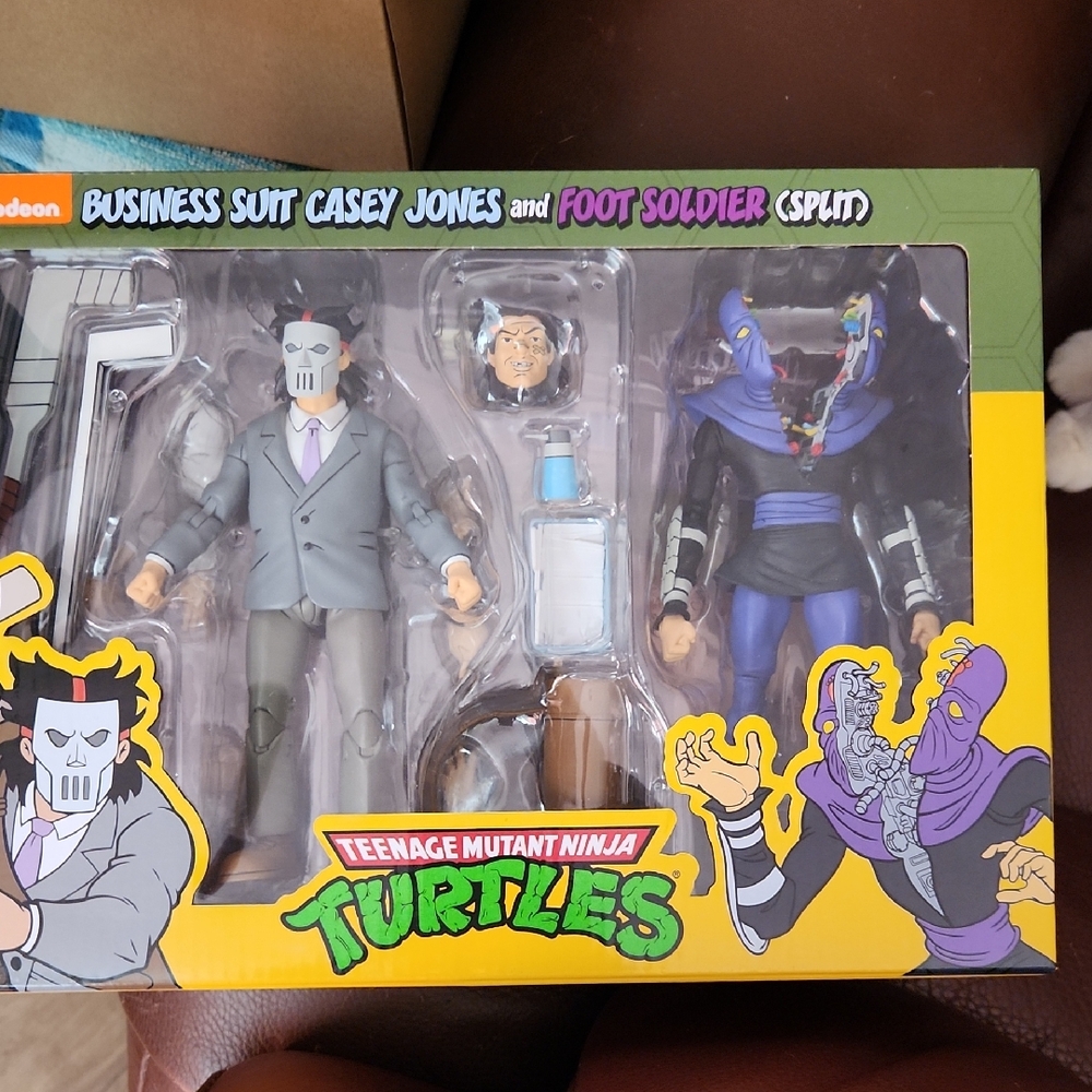 Action Figure Set - Business Suit Casey Jones and Foot Soldier (Split)
